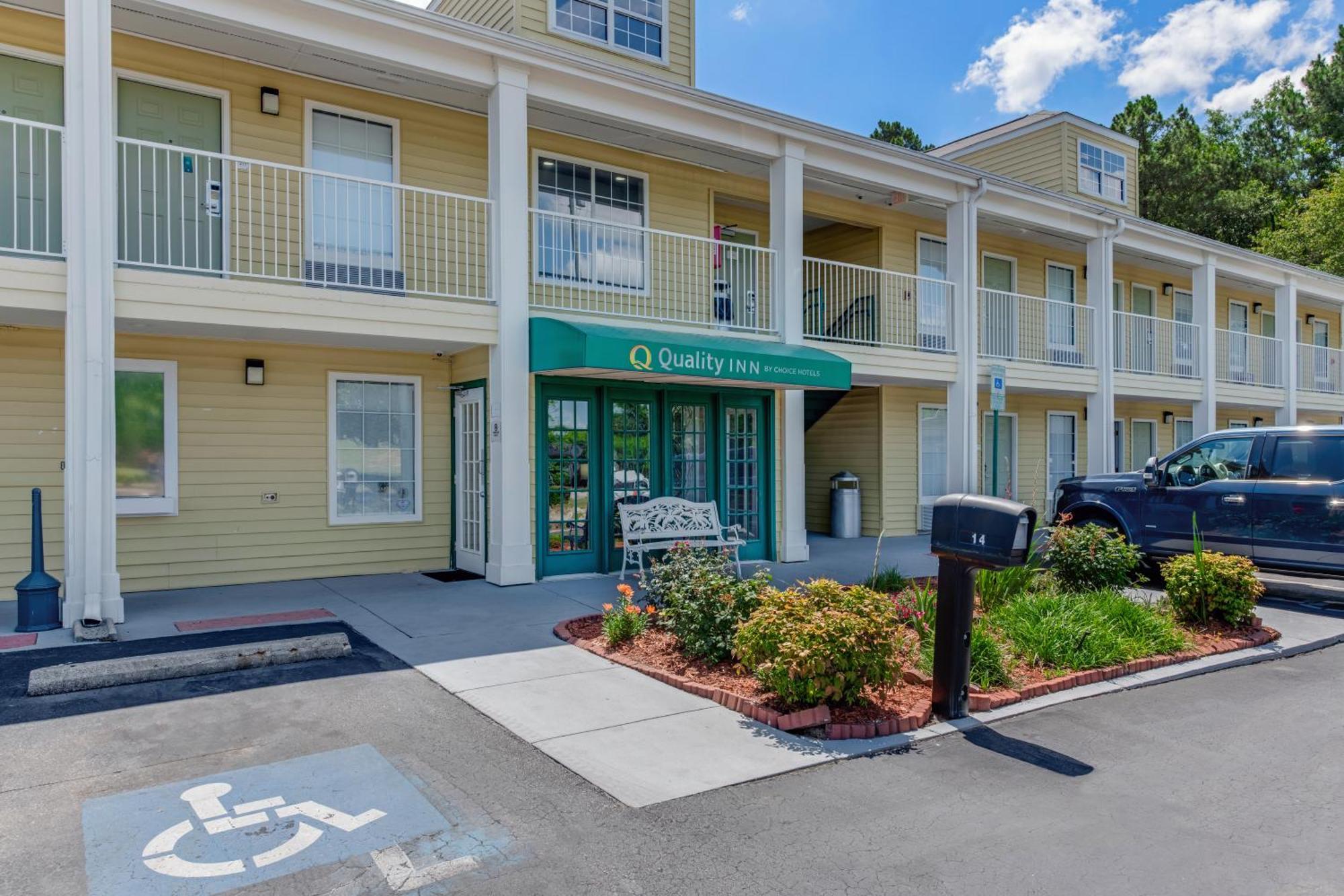 Quality Inn Laurinburg Eksteriør bilde